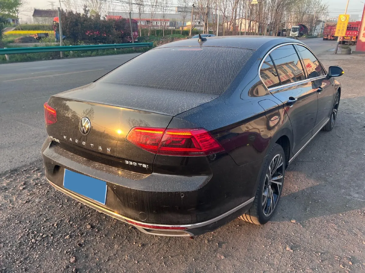 2020 Volkswagen Magotan 2.0T 186HP L4 7DCT,autocango,china used car exporter,china ev exporter,chinese used car exporter,chinese used ev exporter