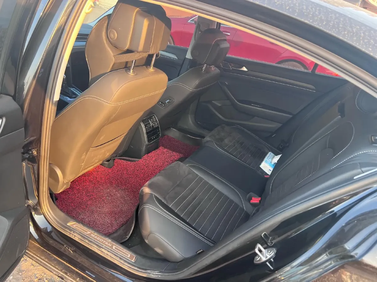2020 Volkswagen Magotan 2.0T 186HP L4 7DCT,autocango,china used car exporter,china ev exporter,chinese used car exporter,chinese used ev exporter