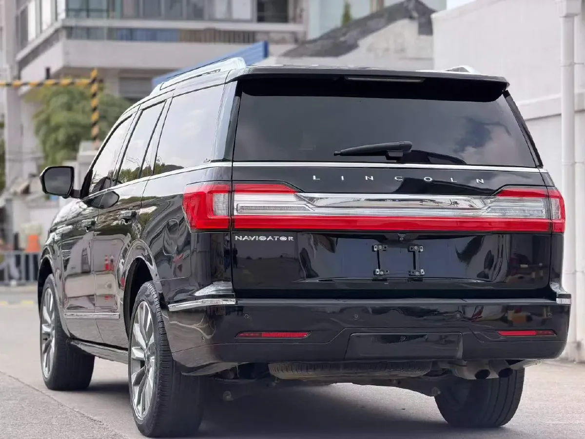 2019 Lincoln Navigator 3.5T 388HP V6 10AT,autocango,china used car exporter,china ev exporter,chinese used car exporter,chinese used ev exporter