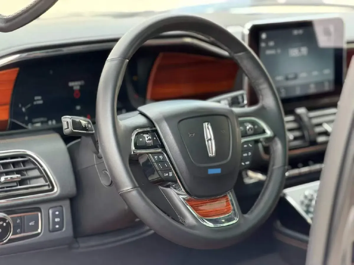 2019 Lincoln Navigator 3.5T 388HP V6 10AT,autocango,china used car exporter,china ev exporter,chinese used car exporter,chinese used ev exporter