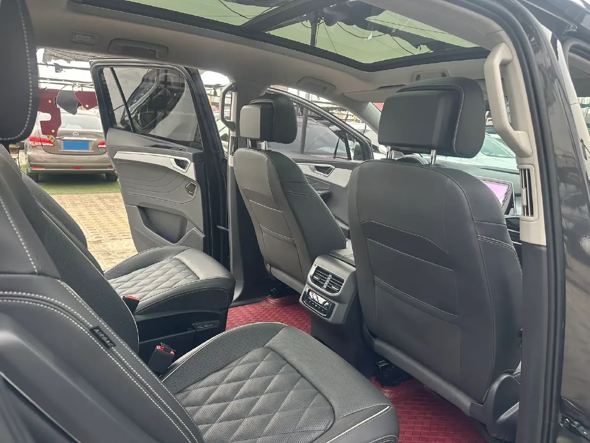 2023 Volkswagen Talagon 2.0T 220HP L4 7DCT,autocango,china used car exporter,china ev exporter,chinese used car exporter,chinese used ev exporter