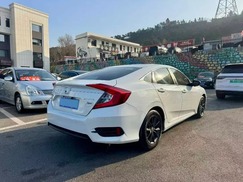 2019 Honda Civic 1.5T 177HP L4 CVT,autocango,china used car exporter,china ev exporter,chinese used car exporter,chinese used ev exporter