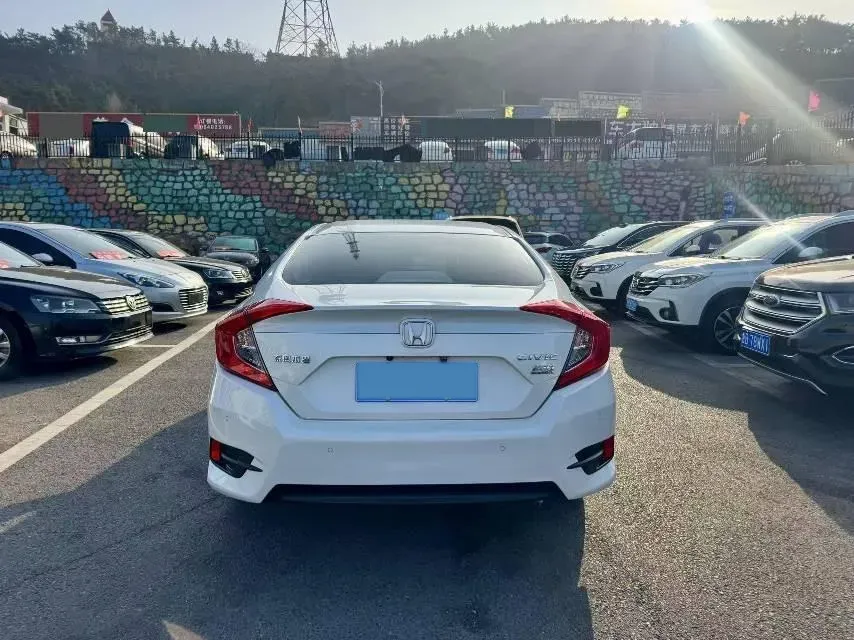 2019 Honda Civic 1.5T 177HP L4 CVT,autocango,china used car exporter,china ev exporter,chinese used car exporter,chinese used ev exporter