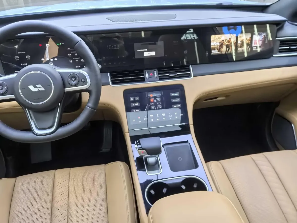 2020 Li ONE Range Extended 131HP REEV 40.5KWH,autocango,china used car exporter,china ev exporter,chinese used car exporter,chinese used ev exporter