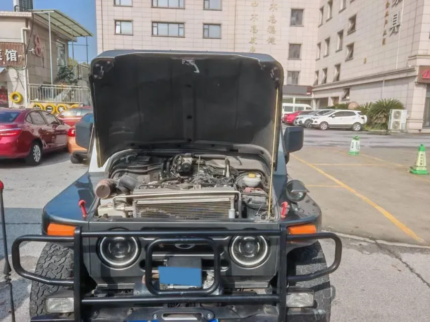 2020 BAW 212 2.4T 211HP L4 6MT,autocango,china used car exporter,china ev exporter,chinese used car exporter,chinese used ev exporter