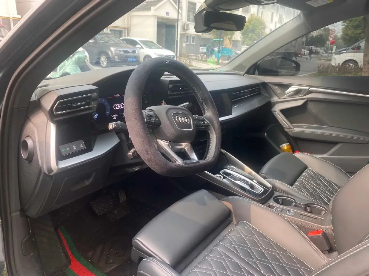 2025 Audi A3 1.5T 160HP L4 7DCT,autocango,china used car exporter,china ev exporter,chinese used car exporter,chinese used ev exporter
