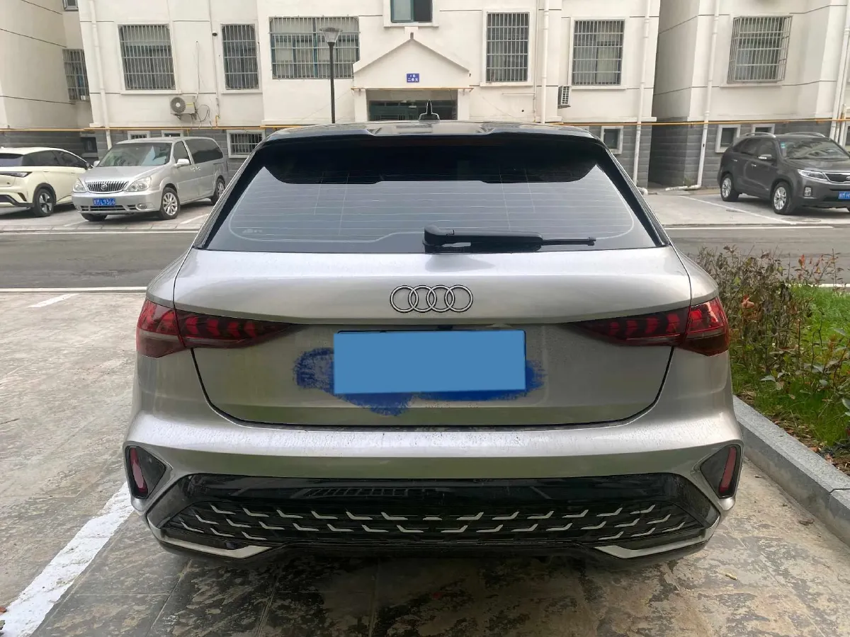 2025 Audi A3 1.5T 160HP L4 7DCT,autocango,china used car exporter,china ev exporter,chinese used car exporter,chinese used ev exporter