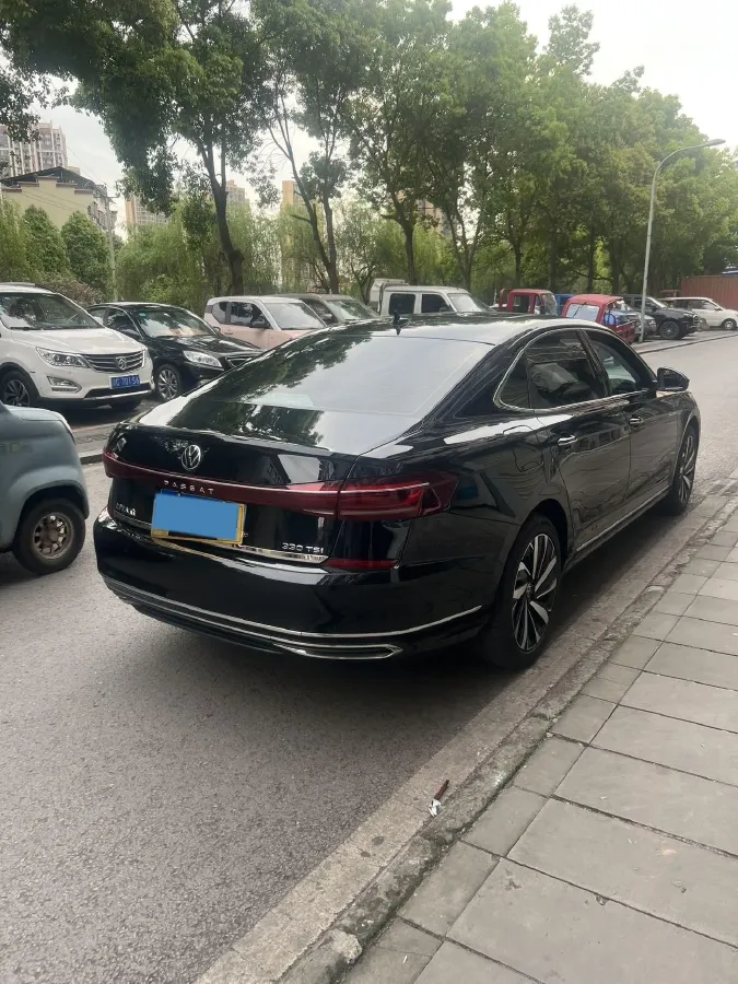 2024 Volkswagen Passat 2.0T 186HP L4 7DCT,autocango,china used car exporter,china ev exporter,chinese used car exporter,chinese used ev exporter