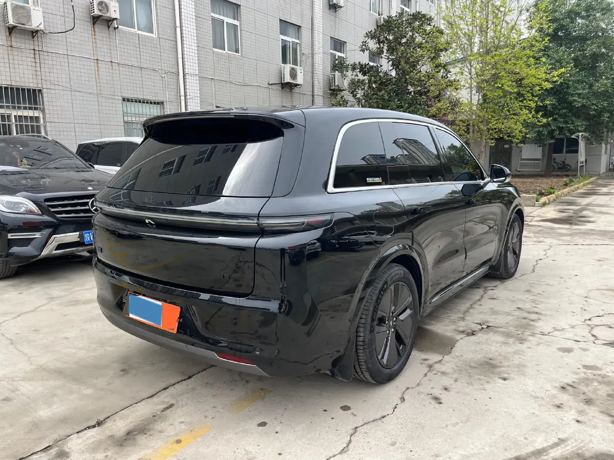 2024 Toyota Granvia 2.5L 189HP L4 E-CVT Hybrid,autocango,china used car exporter,china ev exporter,chinese used car exporter,chinese used ev exporter