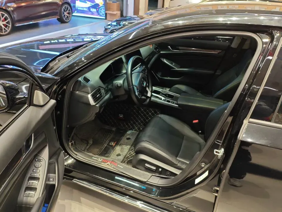 2022 Honda Accord 1.5T 194HP L4 CVT,autocango,china used car exporter,china ev exporter,chinese used car exporter,chinese used ev exporter