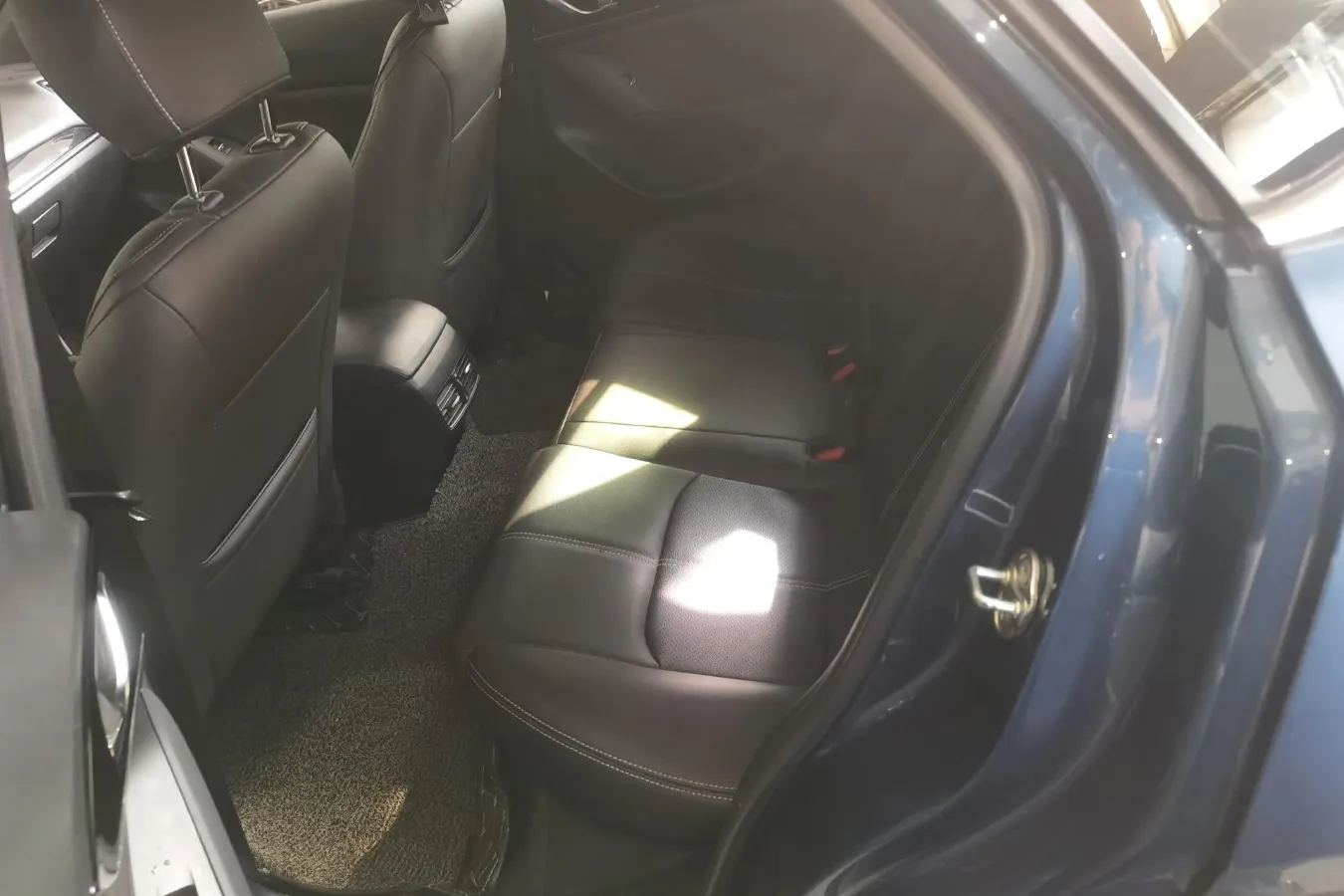 2021 Mazda CX-4 2.0L 158HP L4 6AT,autocango,china used car exporter,china ev exporter,chinese used car exporter,chinese used ev exporter