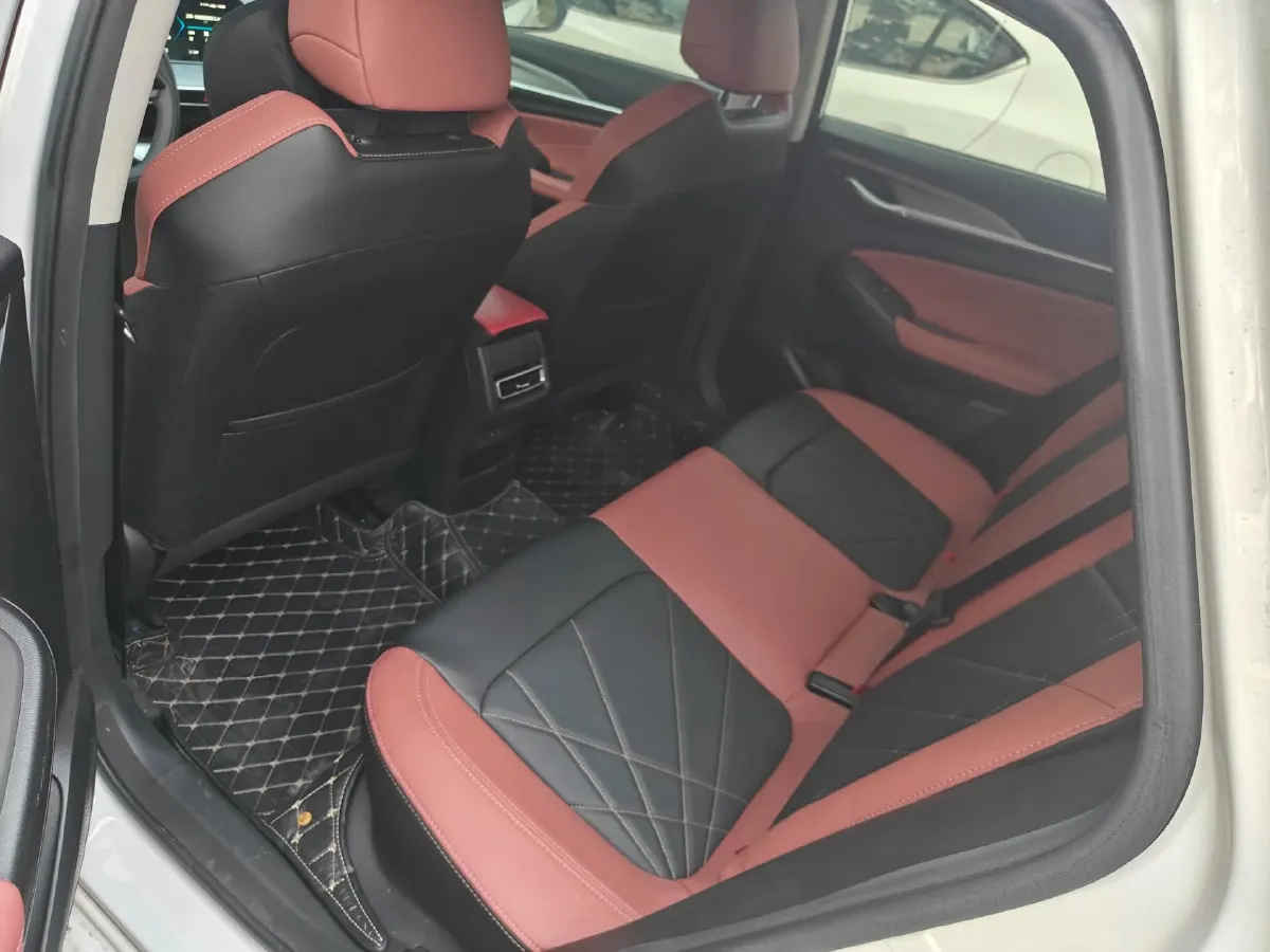 2023 ChangAn Eado 1.4T 160HP L4 7DCT,autocango,china used car exporter,china ev exporter,chinese used car exporter,chinese used ev exporter