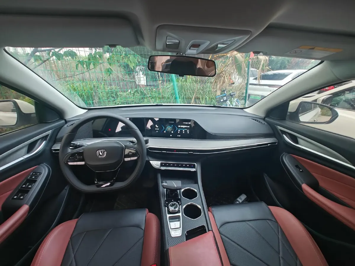 2023 ChangAn Eado 1.4T 160HP L4 7DCT,autocango,china used car exporter,china ev exporter,chinese used car exporter,chinese used ev exporter