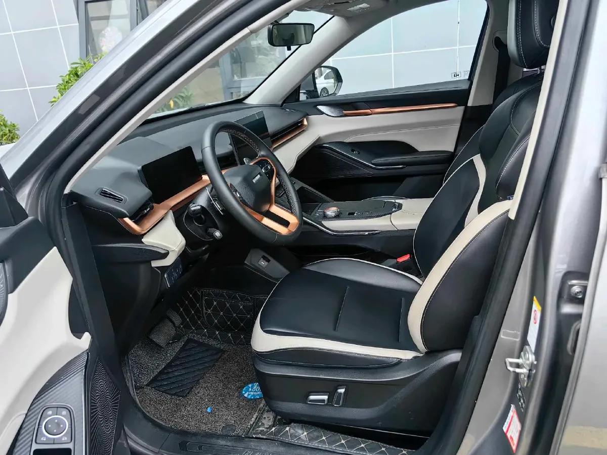 2021 Haval H6 1.5T 169HP L4 7DCT,autocango,china used car exporter,china ev exporter,chinese used car exporter,chinese used ev exporter