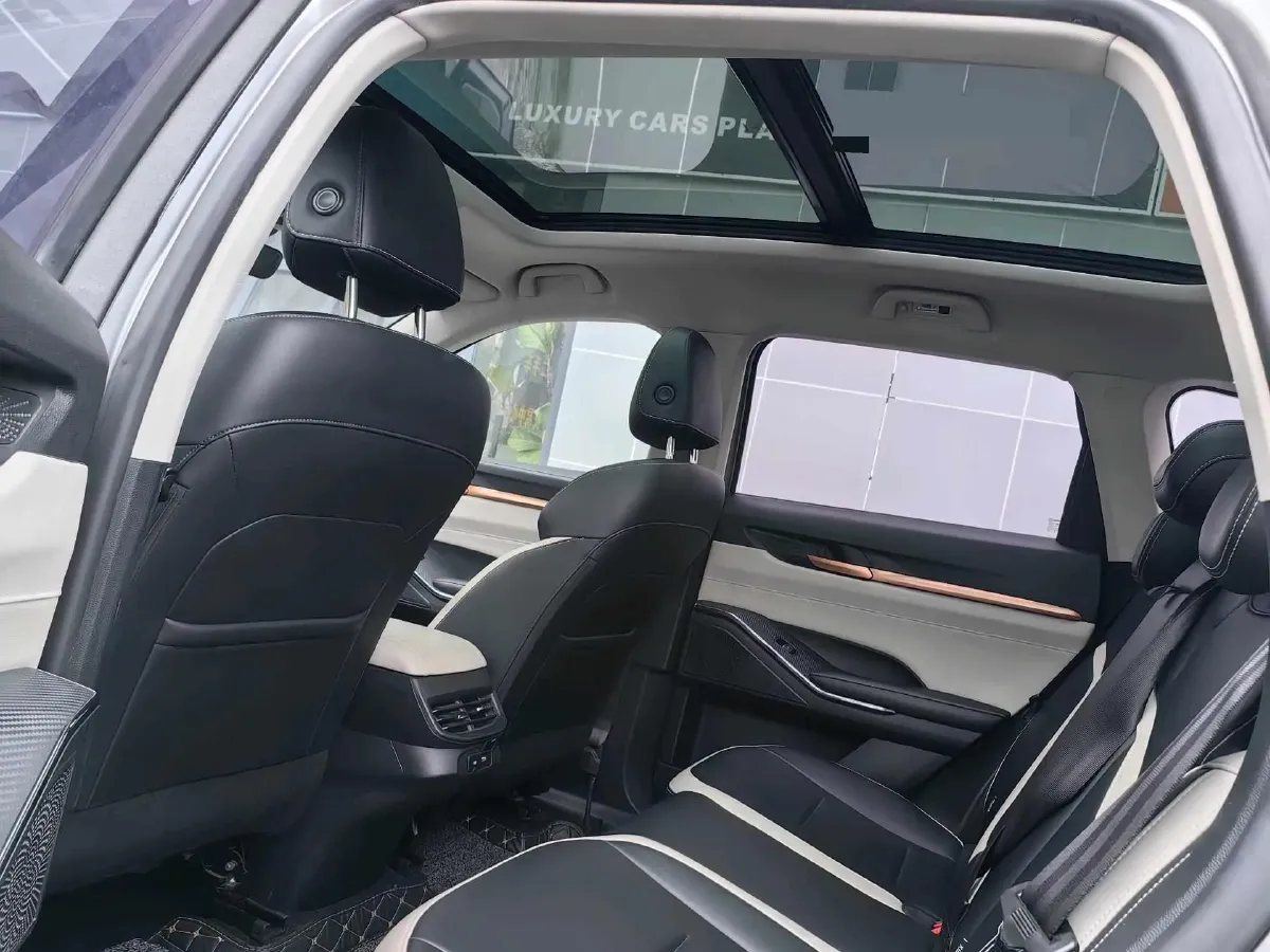 2021 Haval H6 1.5T 169HP L4 7DCT,autocango,china used car exporter,china ev exporter,chinese used car exporter,chinese used ev exporter