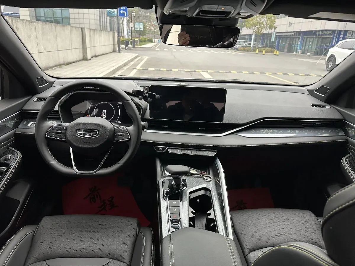 2023 Geely Preface 1.5T 181HP L4 7DCT,autocango,china used car exporter,china ev exporter,chinese used car exporter,chinese used ev exporter