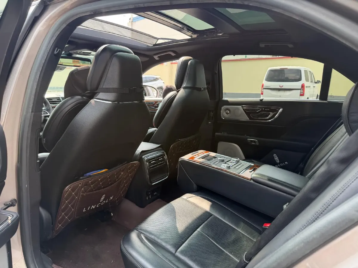 2018 Lincoln Continental 3.0T 378HP V6 6AT,autocango,china used car exporter,china ev exporter,chinese used car exporter,chinese used ev exporter