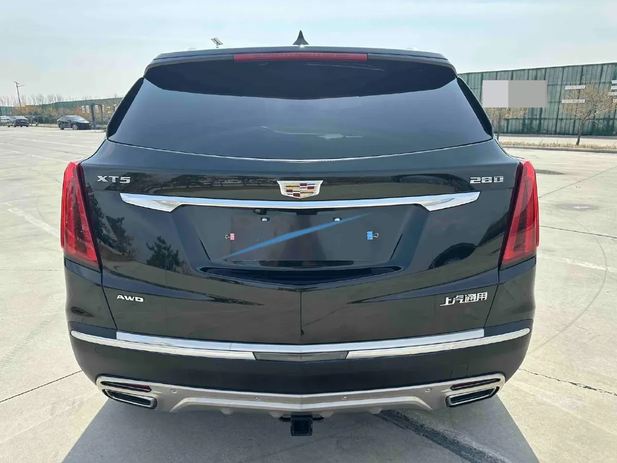 2021 Cadillac XT5 2.0T 237HP L4 9AT,autocango,china used car exporter,china ev exporter,chinese used car exporter,chinese used ev exporter