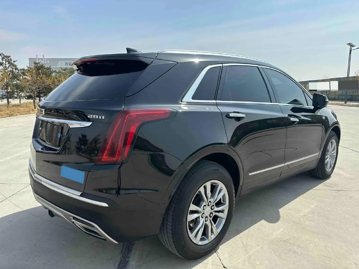 2021 Cadillac XT5 2.0T 237HP L4 9AT,autocango,china used car exporter,china ev exporter,chinese used car exporter,chinese used ev exporter