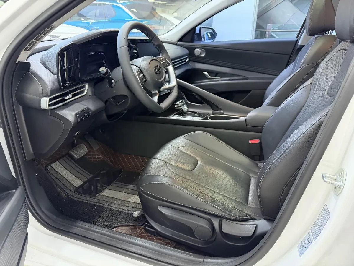 2022 Hyundai Elantra 1.5L 115HP L4 CVT,autocango,china used car exporter,china ev exporter,chinese used car exporter,chinese used ev exporter