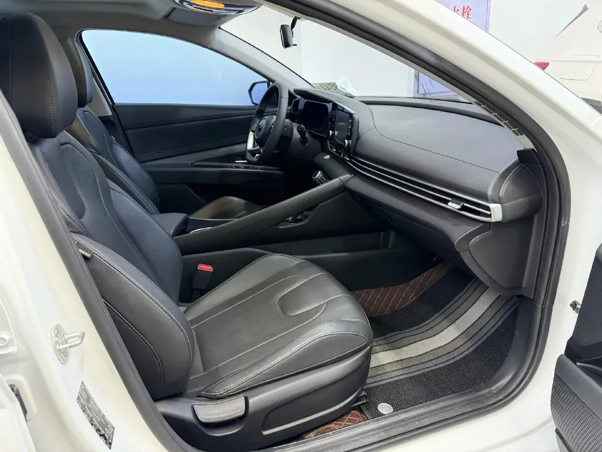 2022 Hyundai Elantra 1.5L 115HP L4 CVT,autocango,china used car exporter,china ev exporter,chinese used car exporter,chinese used ev exporter