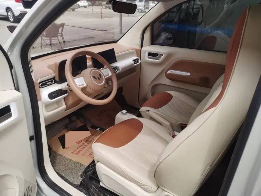 2024 WuLing HongGuang MINI EV BEV 17.3KWH,autocango,china used car exporter,china ev exporter,chinese used car exporter,chinese used ev exporter