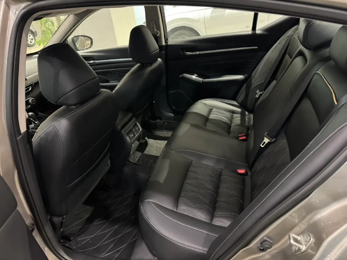 2022 Nissan Teana 2.0L 156HP L4 CVT,autocango,china used car exporter,china ev exporter,chinese used car exporter,chinese used ev exporter