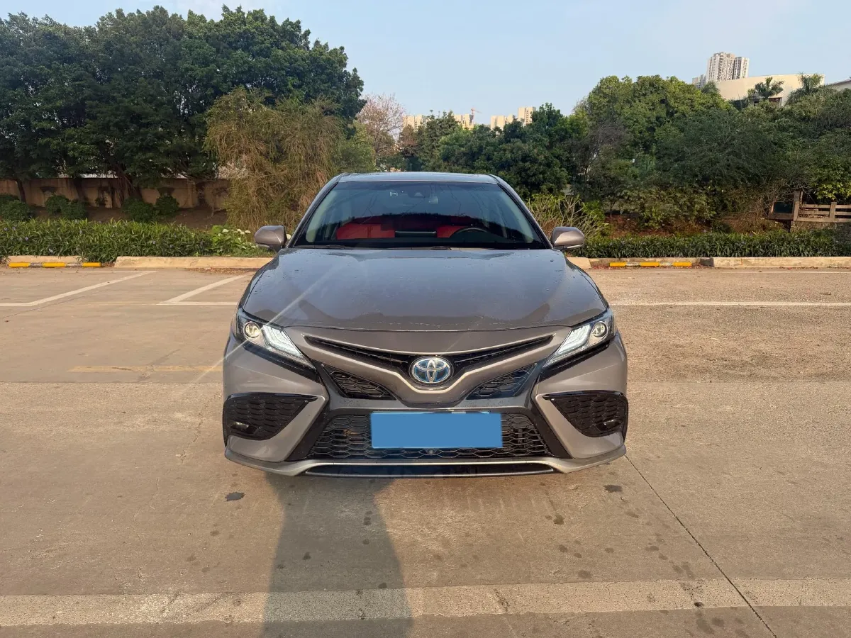 2023 Toyota Camry 2.5L 178HP L4 E-CVT Hybrid,autocango,china used car exporter,china ev exporter,chinese used car exporter,chinese used ev exporter