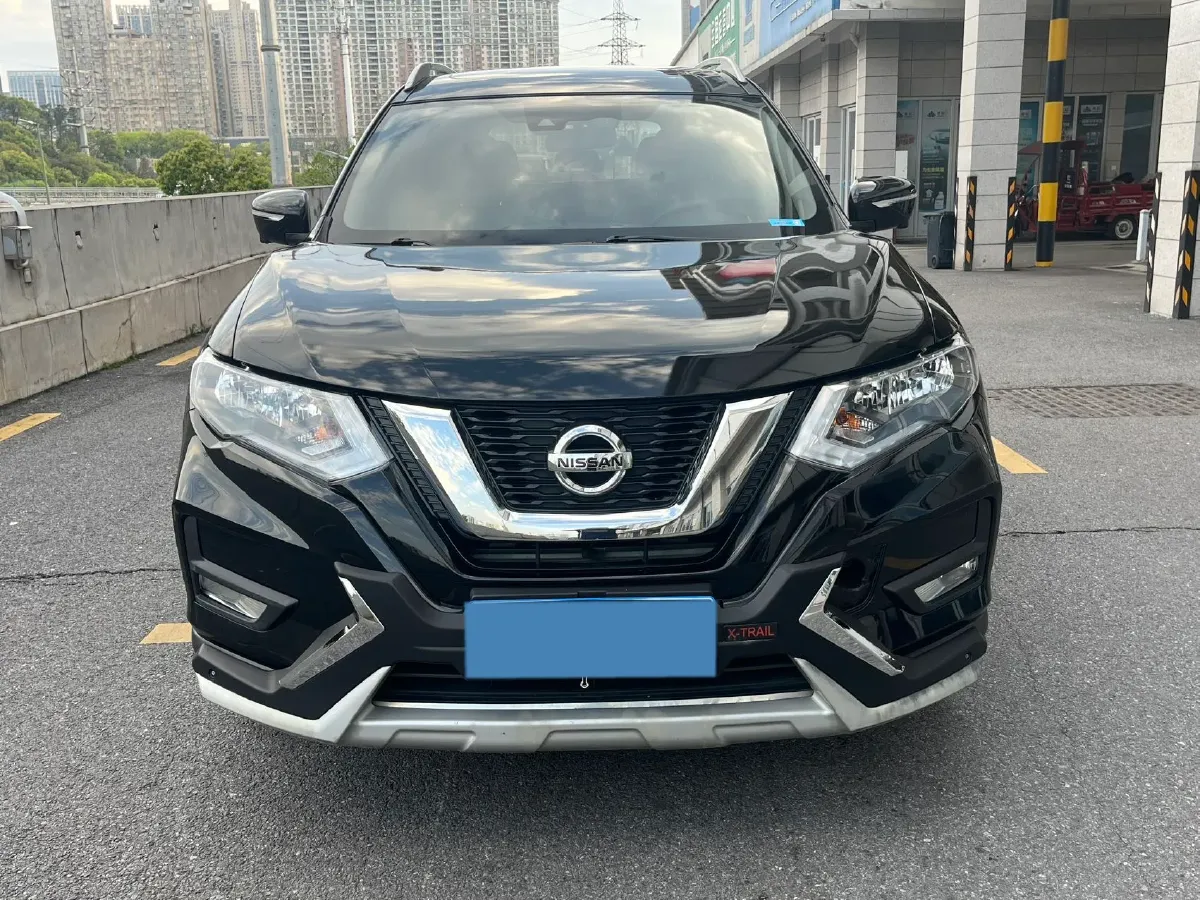 2021 Nissan X-Trail 2.0L 151HP L4 CVT,autocango,china used car exporter,china ev exporter,chinese used car exporter,chinese used ev exporter