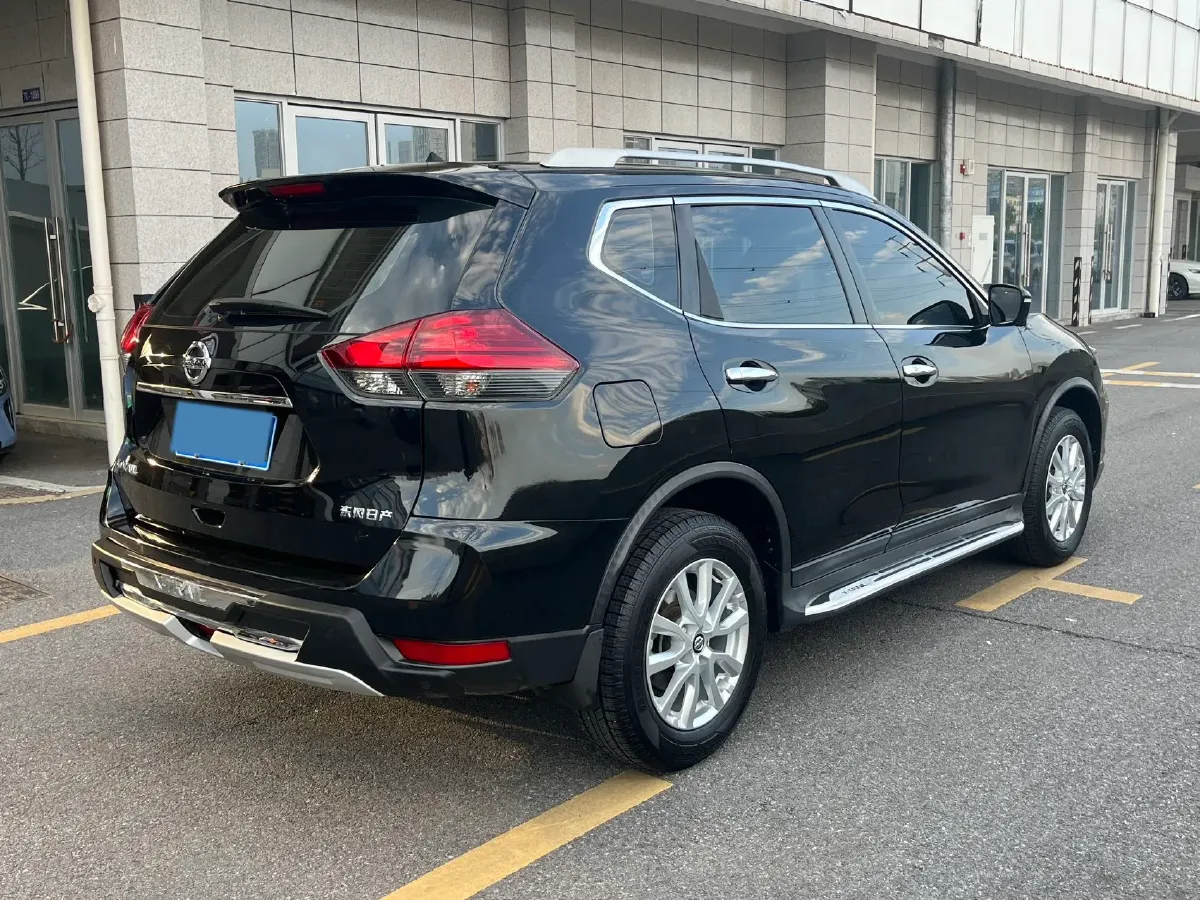 2021 Nissan X-Trail 2.0L 151HP L4 CVT,autocango,china used car exporter,china ev exporter,chinese used car exporter,chinese used ev exporter
