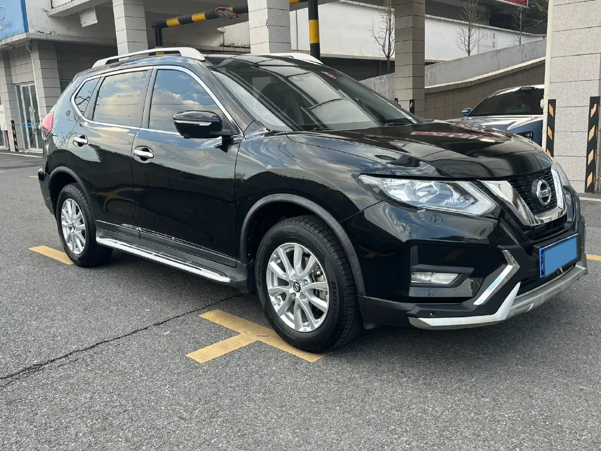 2021 Nissan X-Trail 2.0L 151HP L4 CVT,autocango,china used car exporter,china ev exporter,chinese used car exporter,chinese used ev exporter