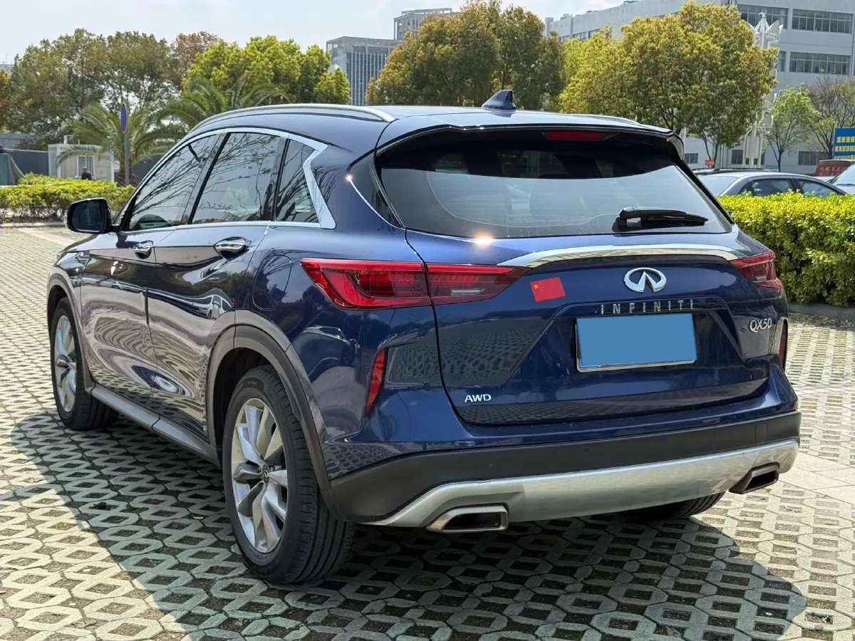 2020 Infiniti QX50 2.0T 272HP L4 CVT,autocango,china used car exporter,china ev exporter,chinese used car exporter,chinese used ev exporter