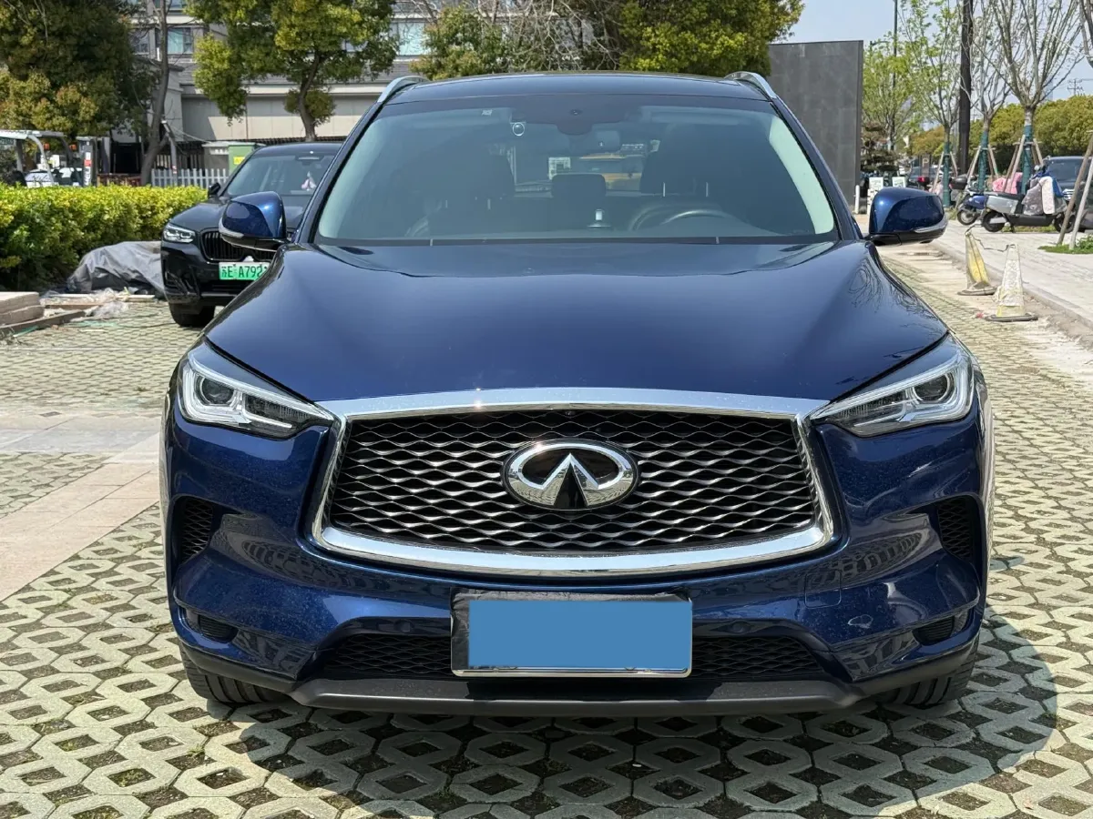 2020 Infiniti QX50 2.0T 272HP L4 CVT,autocango,china used car exporter,china ev exporter,chinese used car exporter,chinese used ev exporter