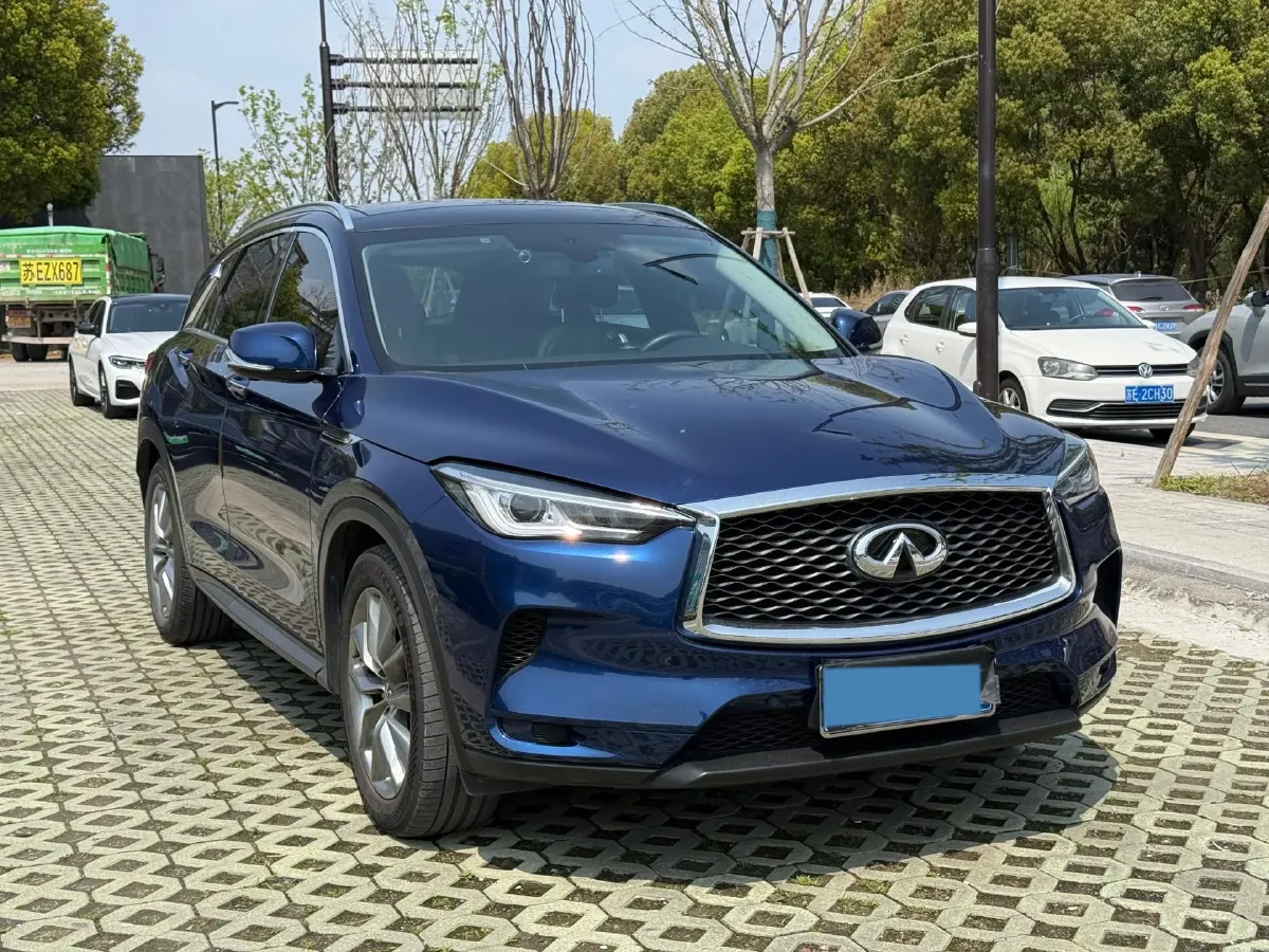2020 Infiniti QX50 2.0T 272HP L4 CVT,autocango,china used car exporter,china ev exporter,chinese used car exporter,chinese used ev exporter