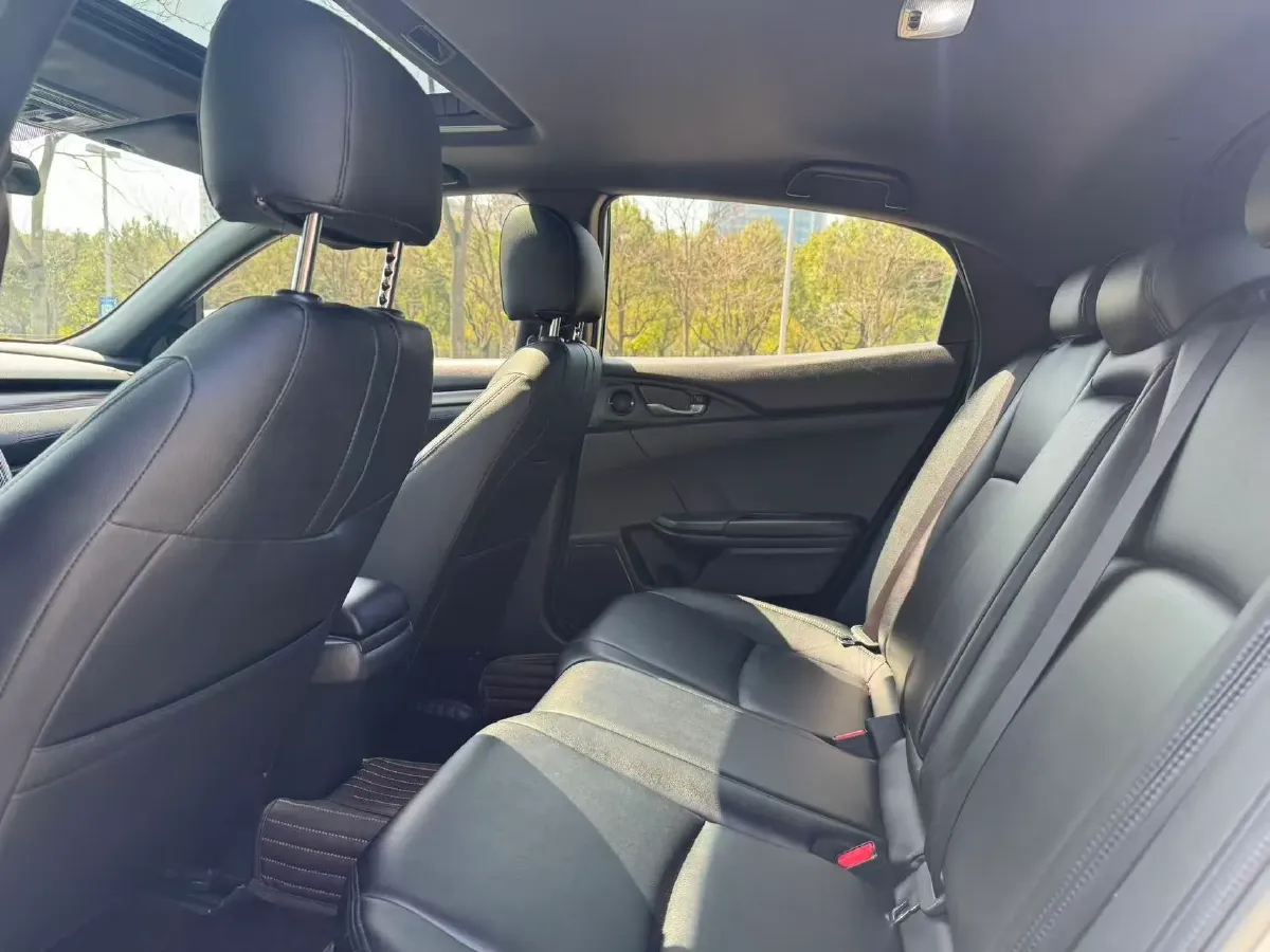 2021 Honda Civic 1.5T 177HP L4 CVT,autocango,china used car exporter,china ev exporter,chinese used car exporter,chinese used ev exporter