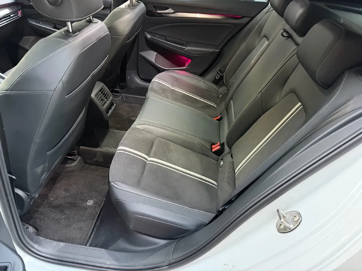 2021 Volkswagen Golf 1.4T 150HP L4 7DCT,autocango,china used car exporter,china ev exporter,chinese used car exporter,chinese used ev exporter