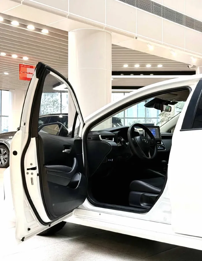 2022 Toyota Corolla 1.2T 116HP L4 CVT,autocango,china used car exporter,china ev exporter,chinese used car exporter,chinese used ev exporter