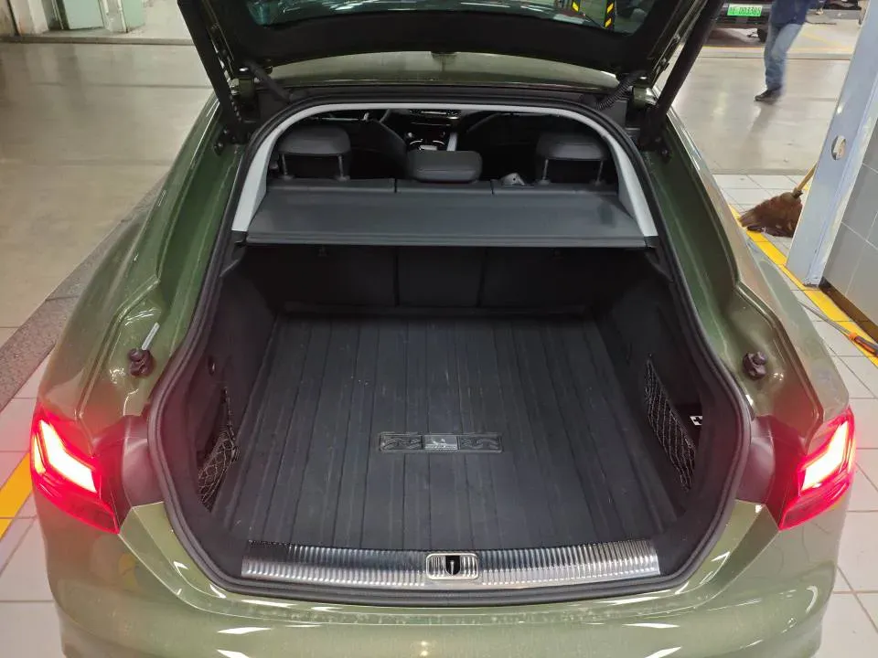 2023 Audi A5 2.0T 204HP L4 7DCT,autocango,china used car exporter,china ev exporter,chinese used car exporter,chinese used ev exporter