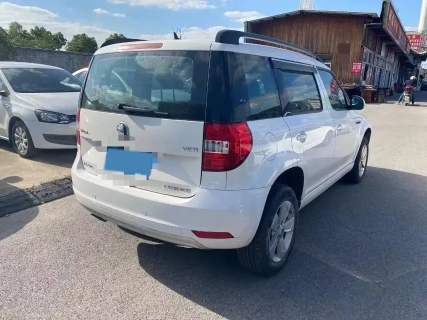 2017 Skoda Yeti 1.4T 150HP L4 7DCT,autocango,china used car exporter,china ev exporter,chinese used car exporter,chinese used ev exporter