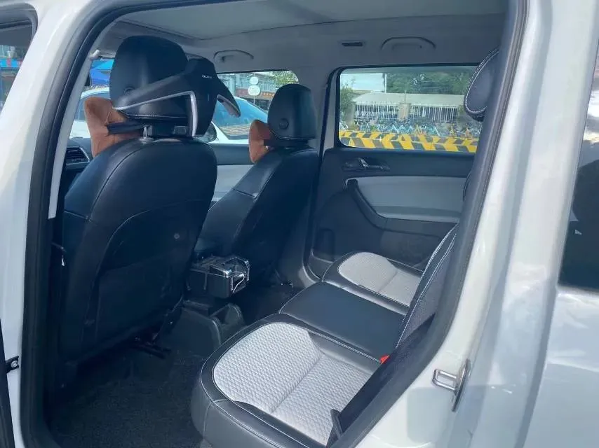 2017 Skoda Yeti 1.4T 150HP L4 7DCT,autocango,china used car exporter,china ev exporter,chinese used car exporter,chinese used ev exporter