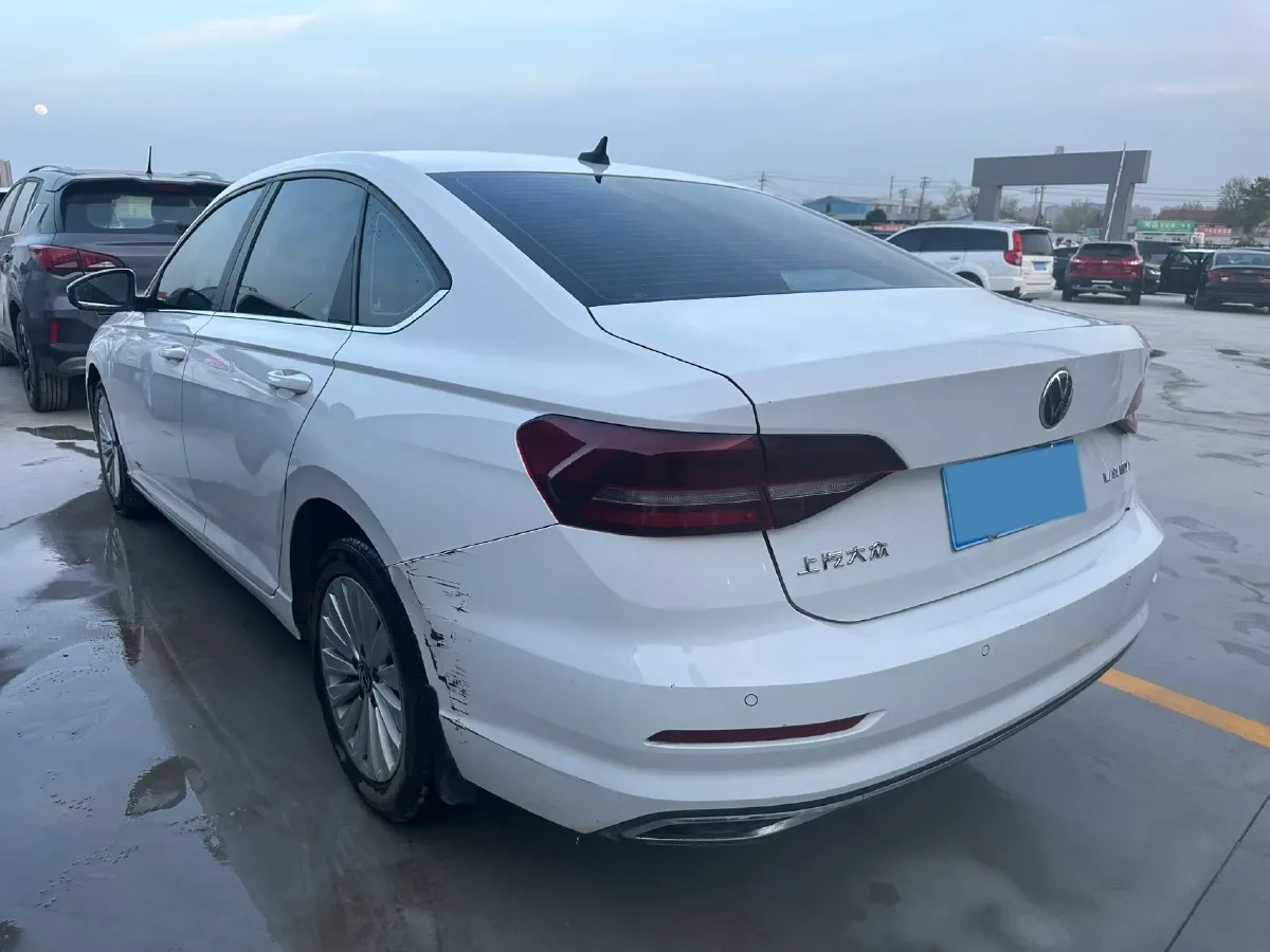 2021 Volkswagen Lavida 1.5L 113HP L4 5MT,autocango,china used car exporter,china ev exporter,chinese used car exporter,chinese used ev exporter