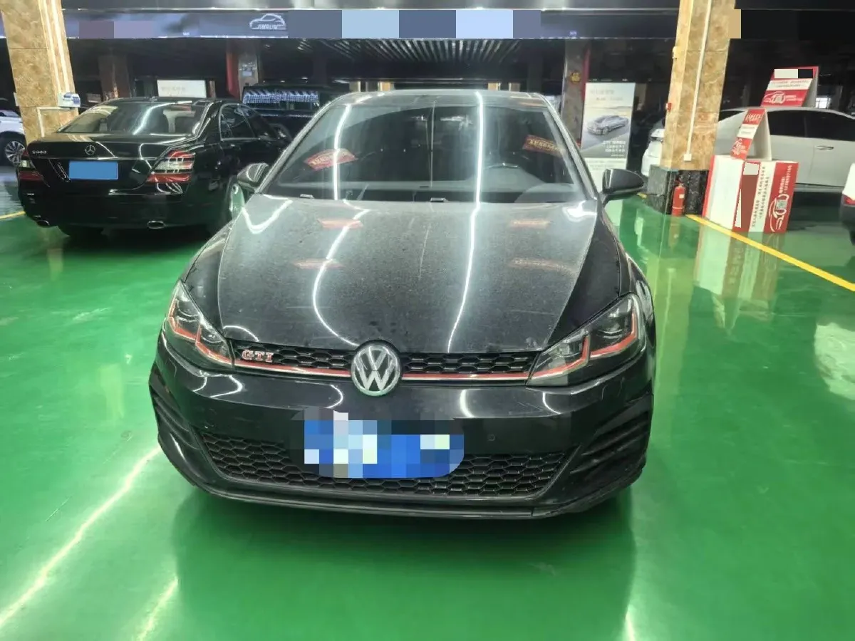 2018 Volkswagen GolfGTI 2.0T 220HP L4 7DCT,autocango,china used car exporter,china ev exporter,chinese used car exporter,chinese used ev exporter