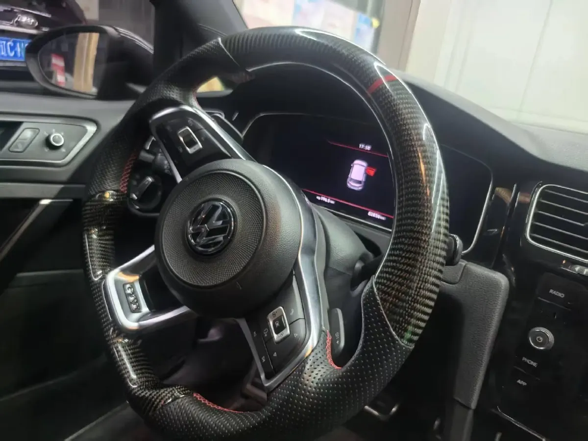 2018 Volkswagen GolfGTI 2.0T 220HP L4 7DCT,autocango,china used car exporter,china ev exporter,chinese used car exporter,chinese used ev exporter