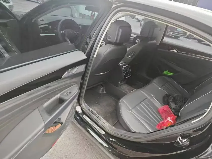 2024 Volkswagen Passat 2.0T 220HP L4 7DCT,autocango,china used car exporter,china ev exporter,chinese used car exporter,chinese used ev exporter