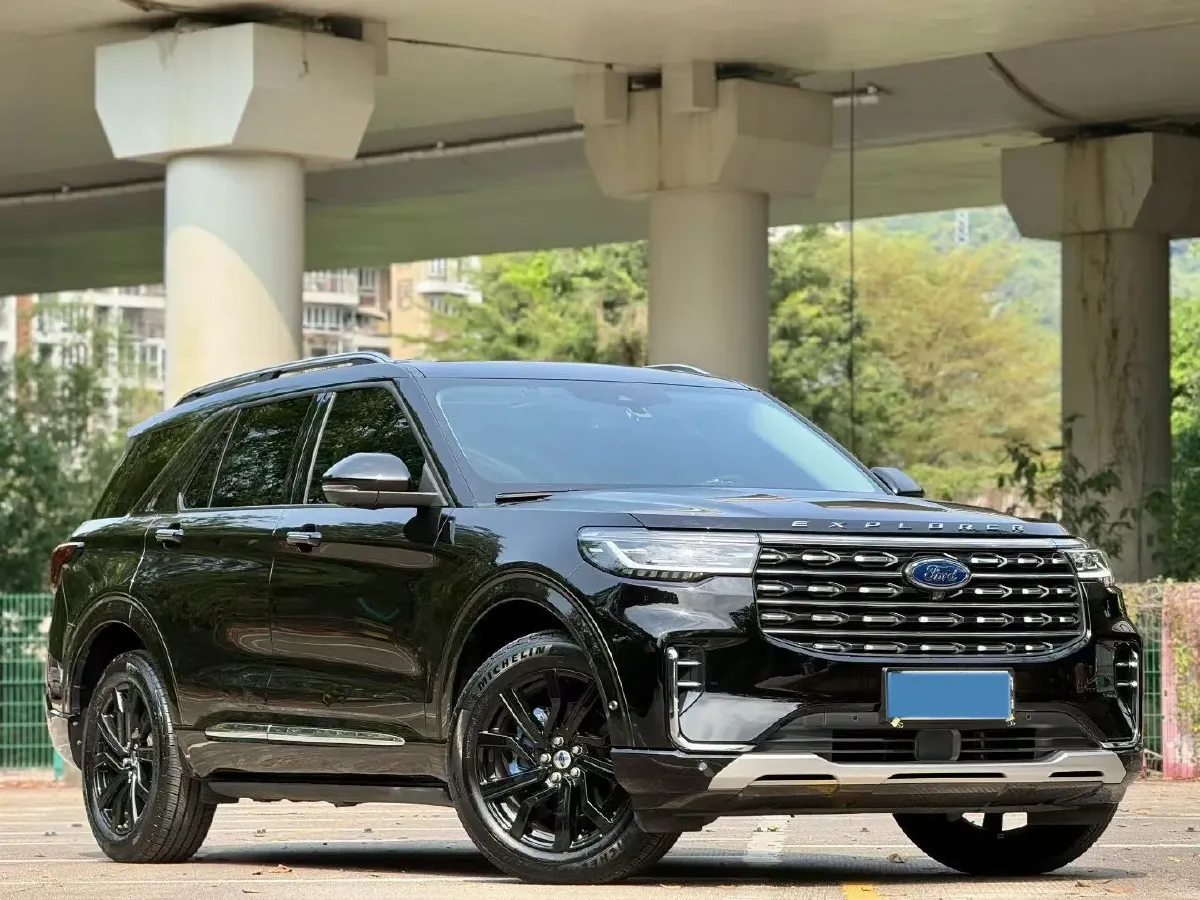 2023 Ford Explorer 2.3T 276HP L4 10AT,autocango,china used car exporter,china ev exporter,chinese used car exporter,chinese used ev exporter