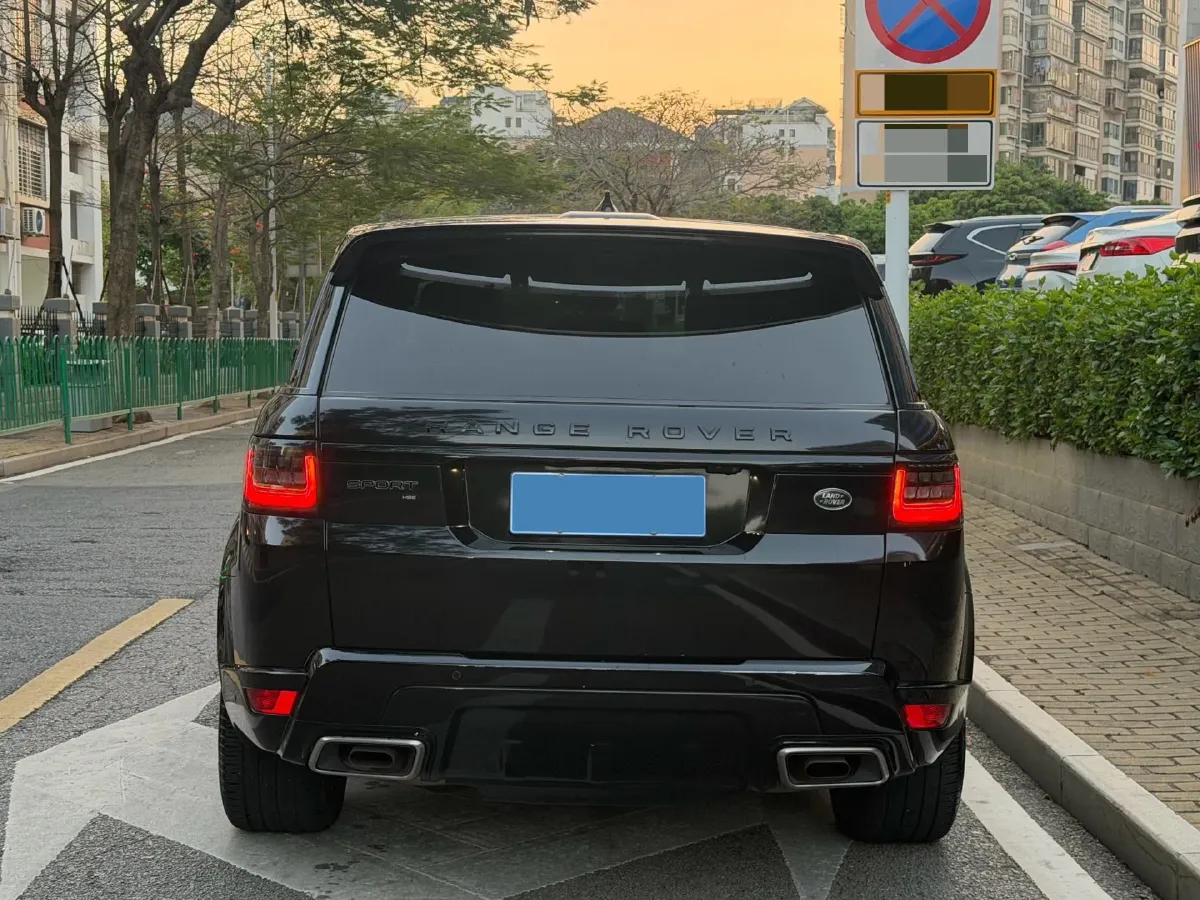 2021 Land Rover Range Rover Sport 3.0T 360HP L6 8AT,autocango,china used car exporter,china ev exporter,chinese used car exporter,chinese used ev exporter