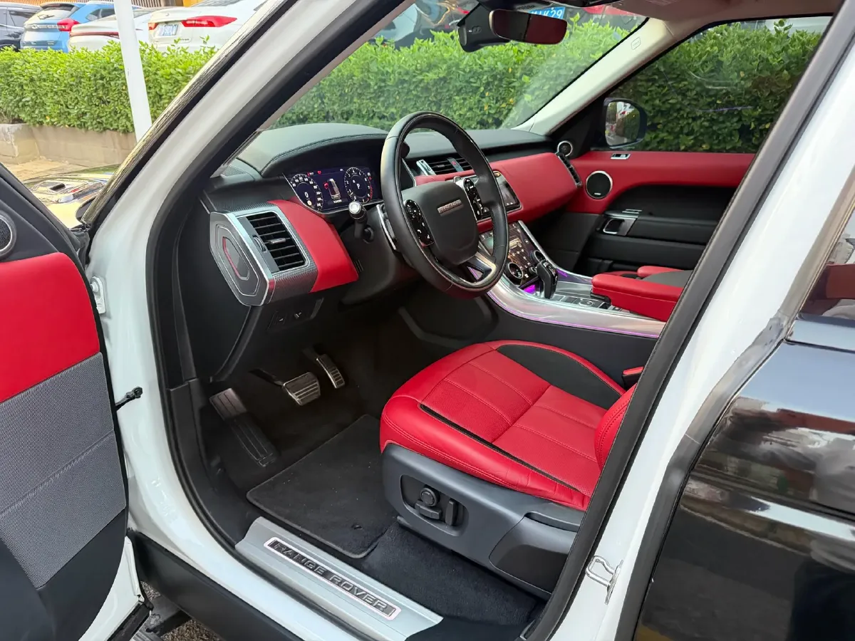 2021 Land Rover Range Rover Sport 3.0T 360HP L6 8AT,autocango,china used car exporter,china ev exporter,chinese used car exporter,chinese used ev exporter
