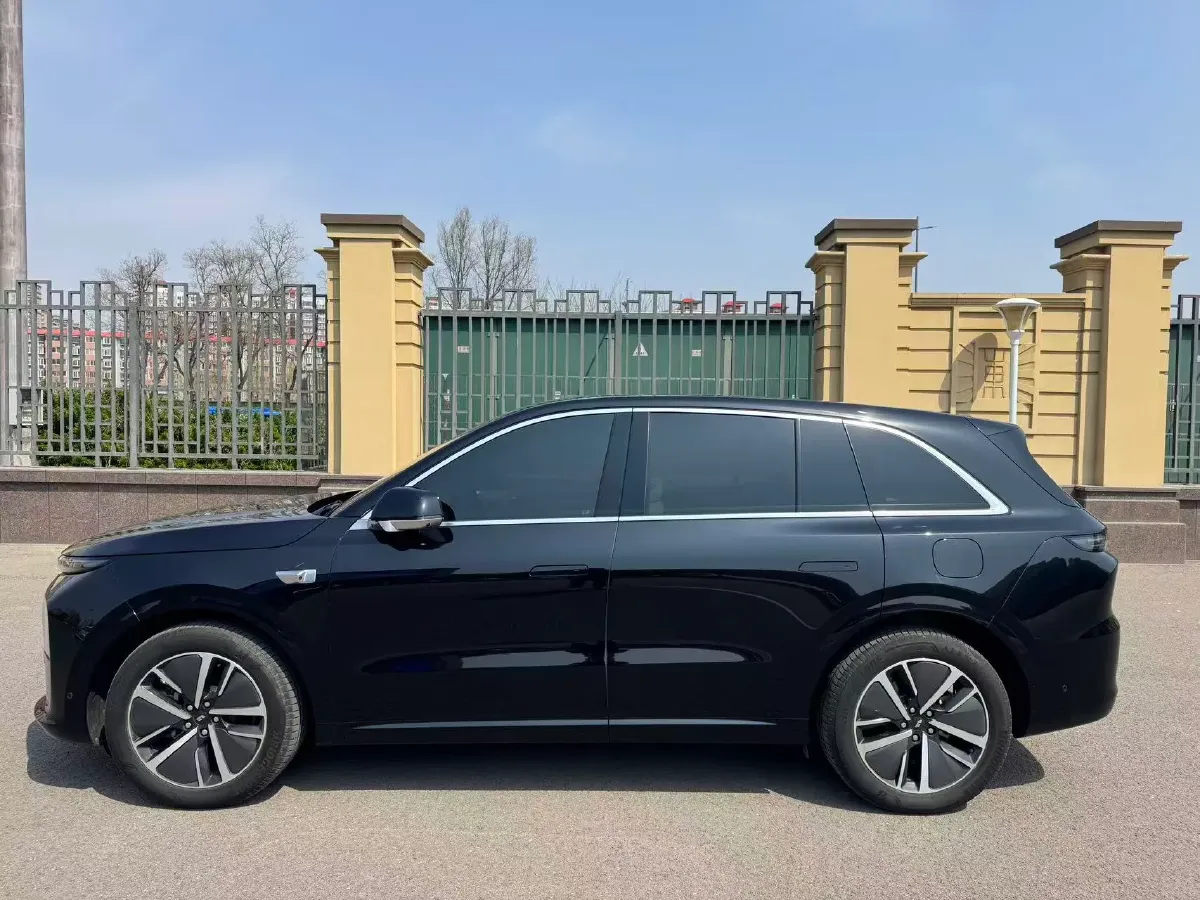 2024 Li L6 Range Extended 154HP L4 REEV 36.8KWH,autocango,china used car exporter,china ev exporter,chinese used car exporter,chinese used ev exporter