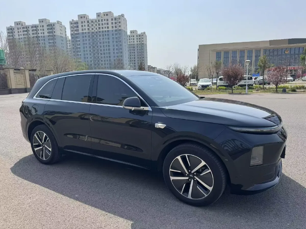 2024 Li L6 Range Extended 154HP L4 REEV 36.8KWH,autocango,china used car exporter,china ev exporter,chinese used car exporter,chinese used ev exporter