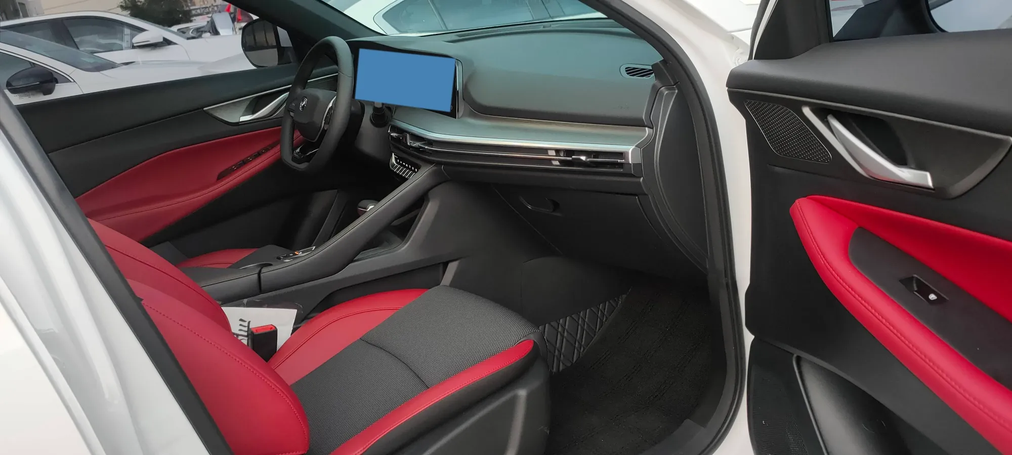 2023 ChangAn CS35 Plus 1.4T 160HP L4 7DCT,autocango,china used car exporter,china ev exporter,chinese used car exporter,chinese used ev exporter